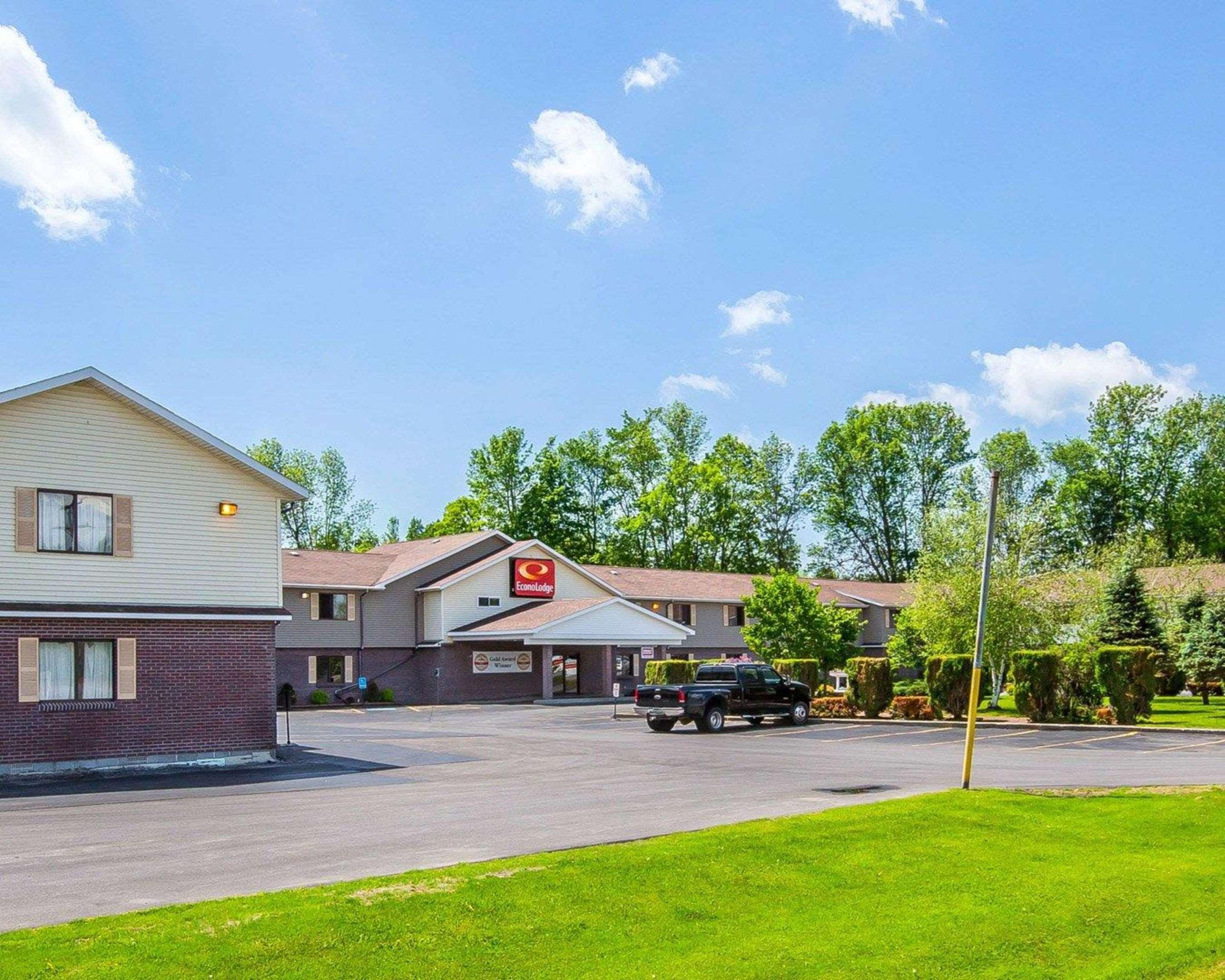 Surestay By Best Western Massena Eksteriør bilde