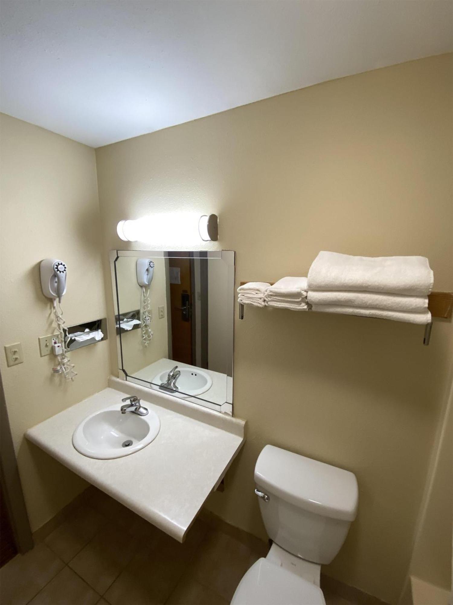 Surestay By Best Western Massena Eksteriør bilde